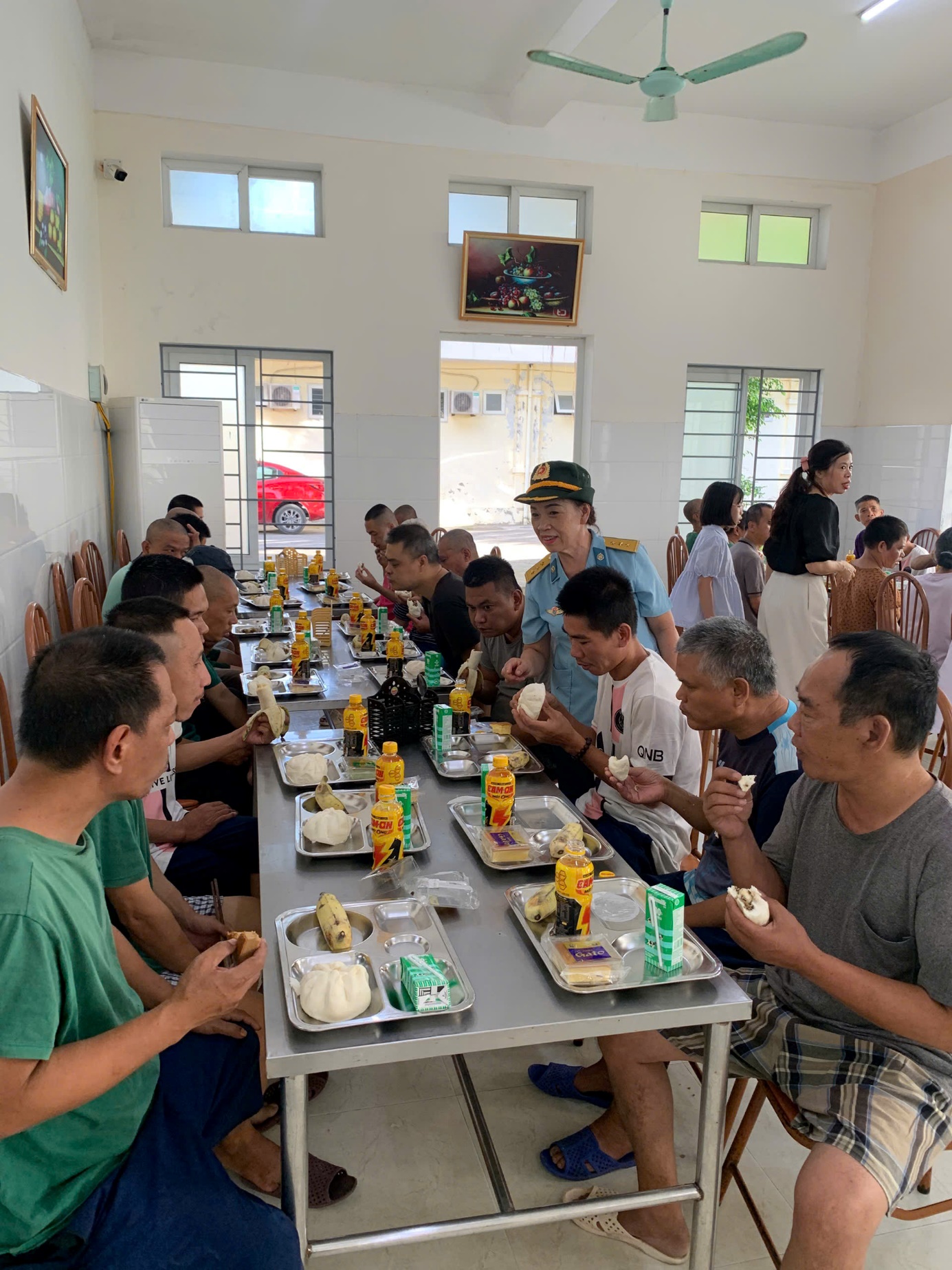 Ấm áp nghĩa tình tháng Bảy tại Trung tâm Chăm sóc người có công Quảng Thọ- Ảnh 1.