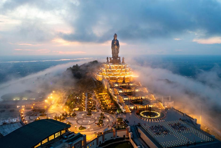 Núi Bà Đen hướng về ngày Thương binh - Liệt sĩ với nhiều hoạt động ý nghĩa- Ảnh 1.