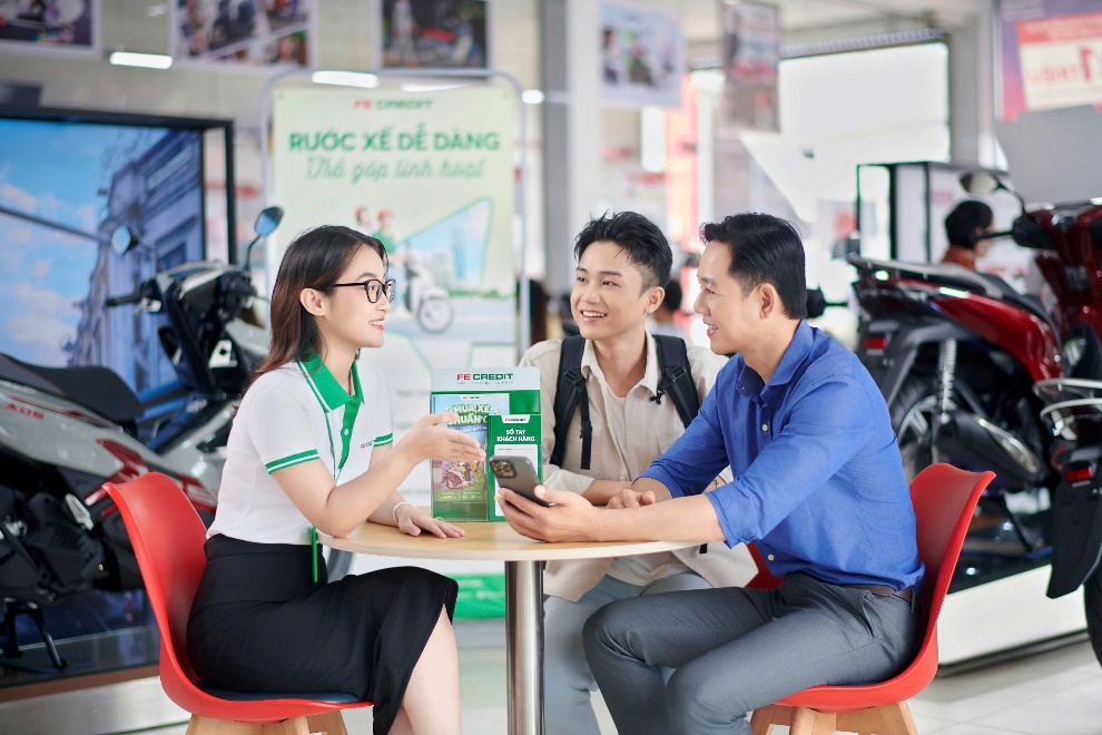 Mùa tựu trường và bài toán cân đối chi tiêu của nhiều gia đình Việt - Ảnh 1.