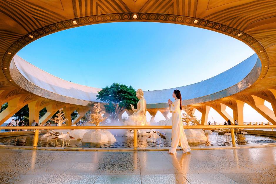 Lịch trình một ngày thảnh thơi trên đỉnh núi Bà Đen, Tây Ninh- Ảnh 2.