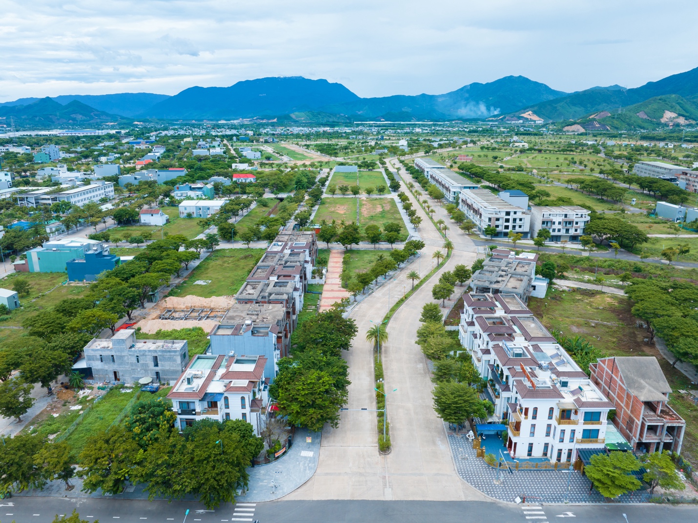 Dòng vốn tỷ đô từ hạ tầng và bất động sản mở ra chu kỳ phát triển mới cho thị trường Tây Bắc Đà Nẵng- Ảnh 2.