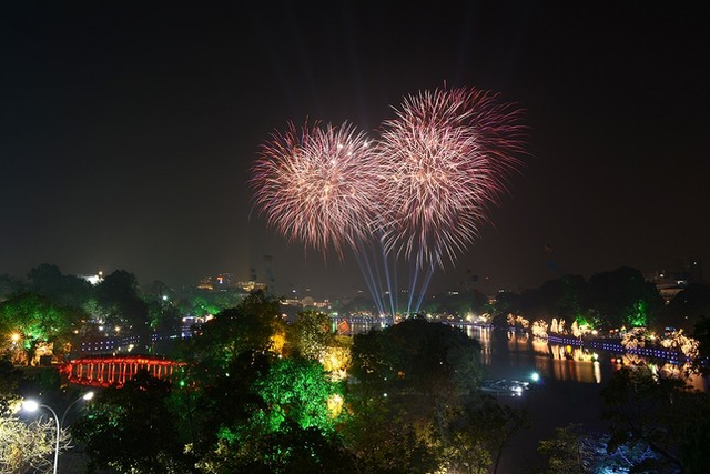 Hà Nội bắn pháo hoa tại 5 điểm, tổ chức nhiều chương trình nghệ thuật dịp Quốc khánh 2/9- Ảnh 1.