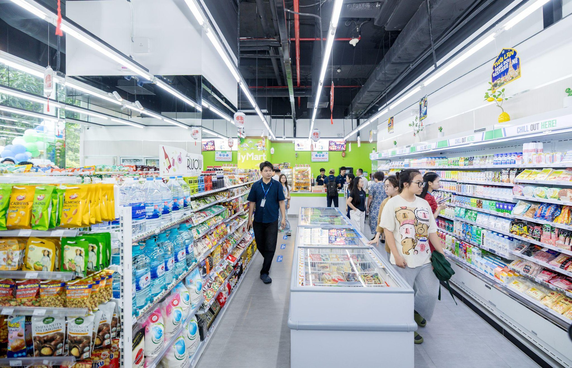 Thị trường bán lẻ tiện lợi tại Hà Nội: Từ cuộc đua điểm bán đến trải nghiệm - Ảnh 3.