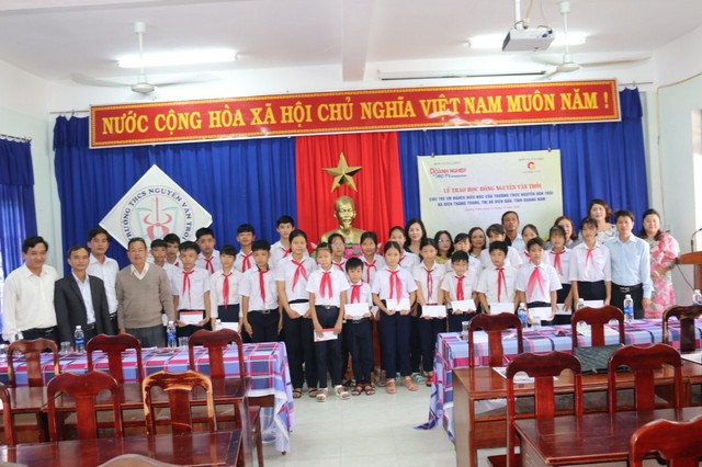 25 học sinh nhận học bổng Nguyễn Văn Trỗi năm thứ 6  - Ảnh 5.