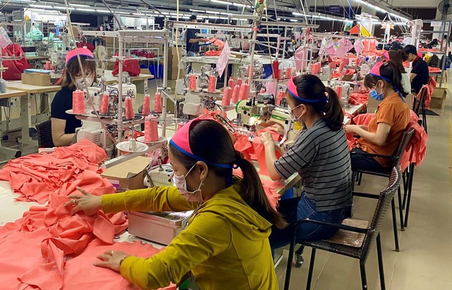 Doanh nghiệp đang khai thác triệt để thị trường với toàn bộ sức lực còn lại - Ảnh 3. Doanh nghiệp đang khai thác triệt để thị trường với toàn bộ sức lực còn lại - Ảnh 3.
