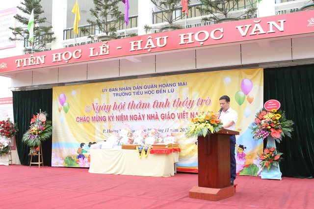 Hà Nội: Tưng bừng các hoạt động kỷ niệm 38 năm Ngày nhà giáo Việt Nam - Ảnh 6.