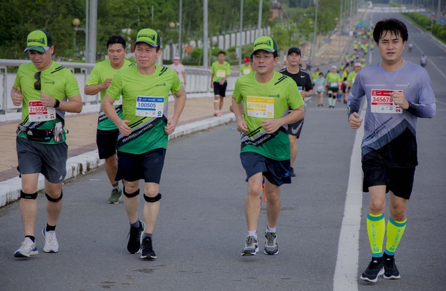 Trên 7.000 VĐV tham gia giải Mekong Delta Marathon Hậu Giang lần 2 năm 2020 - Ảnh 7.