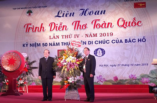 Câu lạc bộ Thơ Việt Nam 15 năm nhìn lại - Ảnh 2.