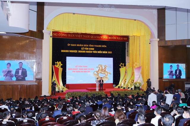 Thanh Hóa: Tôn vinh doanh nghiệp, doanh nhân tiêu biểu tỉnh Thanh Hóa năm 2021 - Ảnh 1.