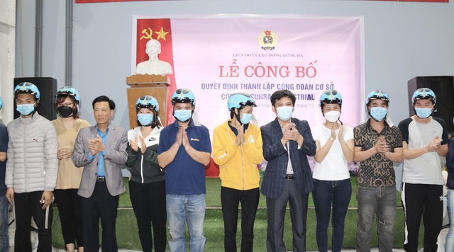 Thái Bình: LĐLĐ huyện Hưng Hà tổ chức ra mắt công đoàn cơ sở - Ảnh 1.