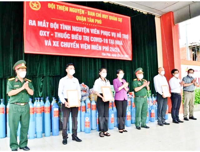Quận Tân Phú: Thành lập Đội tình nguyện viên đồng hành cùng F0 điều trị tại nhà. - Ảnh 1.