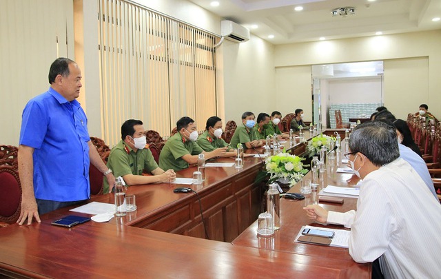 Đồng chí Nguyễn Thanh Bình - Chủ tịch UBND tỉnh An Giang phát biểu tại buổi tiếp nhận.