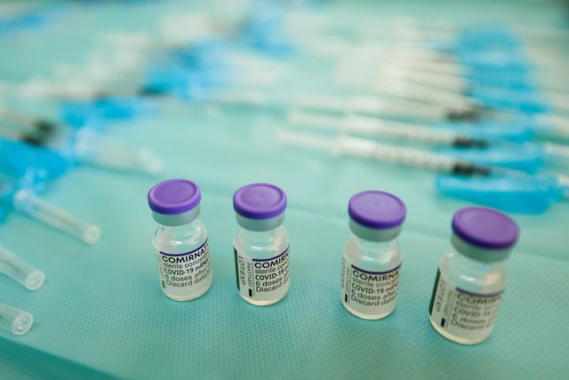 Hơn 600.000 liều vaccine Pfizer do Mỹ viện trợ về đến Việt Nam - Ảnh 1.