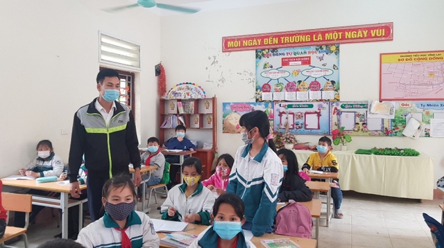 Phú Thọ: Học sinh Tp Việt Trì và Phù Ninh được trở lại trường học trực tiếp từ ngày 15/11 - Ảnh 1.