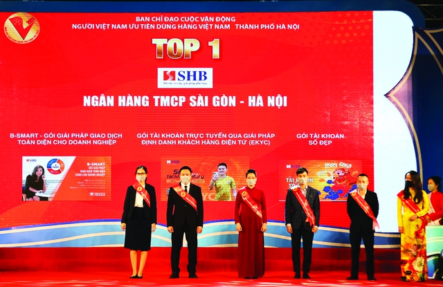 Nhiều sản phẩm của SHB được vinh danh “Top 1 Hàng Việt Nam được người tiêu dùng yêu thích nhất năm 2021” - Ảnh 2.