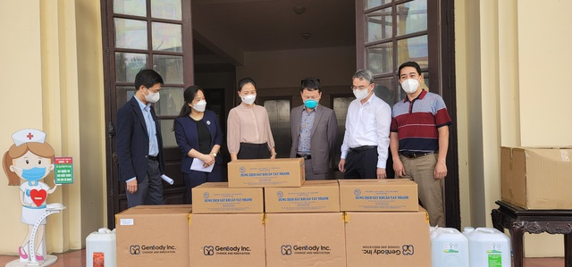 Thái Bình: Trường Cao đẳng Y tế huy động hơn 350 sinh viên, giảng viên và bác sĩ tình nguyện tham gia hỗ trợ phòng chống dịch - Ảnh 7.