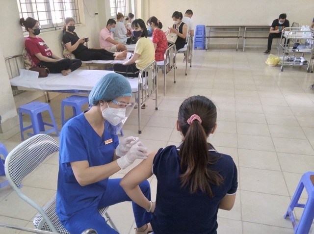 Thái Bình: Trường Cao đẳng Y tế huy động hơn 350 sinh viên, giảng viên và bác sĩ tình nguyện tham gia hỗ trợ phòng chống dịch - Ảnh 6.