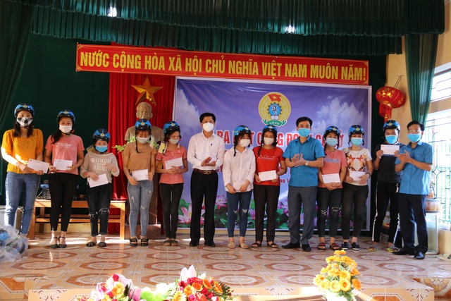 Thái Bình: Các cấp công đoàn tổ chức tuyên truyền, tập huấn cho công đoàn cơ sở - Ảnh 1.