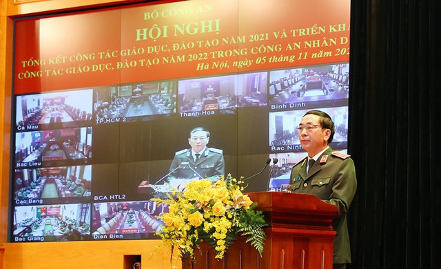 Trung tướng Trần Quốc Tỏ, Ủy viên Trung ương Đảng, Thứ trưởng Bộ Công an phát biểu khai mạc Hội nghị.
