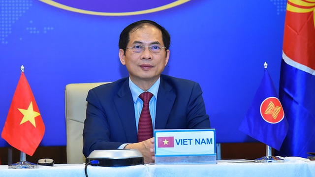 Việt Nam kêu gọi các nước G7 hỗ trợ ASEAN tiếp cận và phân phối vaccine an toàn - Ảnh 1.