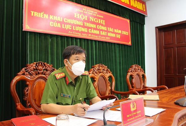Đại tá Lê Phú Thạnh, Phó Giám đốc Công an tỉnh tham dự tại điểm cầu An Giang.