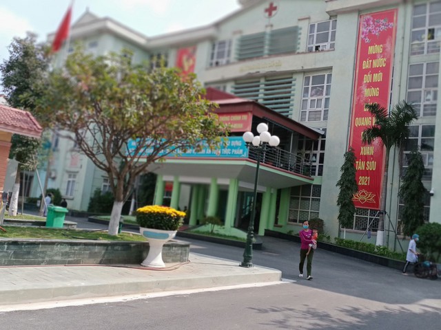 Thanh Hóa: Bệnh viện Đa khoa Hà Trung chủ động chuyên môn tập trung cao phòng chống dịch - Ảnh 1.