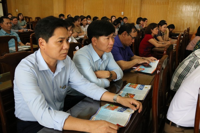 Thái Bình: Liên đoàn Lao động huyện Thái Thụy tổ chức giải cầu lông cho công nhân - Ảnh 2.