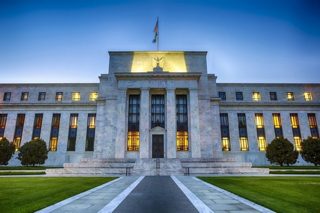 Fed tiếp tục giữ mức lãi suất cơ bản gần bằng 0 - Ảnh 1.