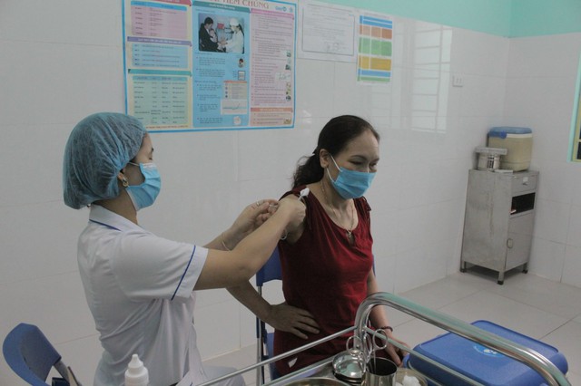 Hà Nội: Siết chặt việc quản lý các khu cách ly tập trung, đặc biệt là khu cách ly F1 - Ảnh 3. Hà Nội: Siết chặt việc quản lý các khu cách ly tập trung, đặc biệt là khu cách ly F1 - Ảnh 3.