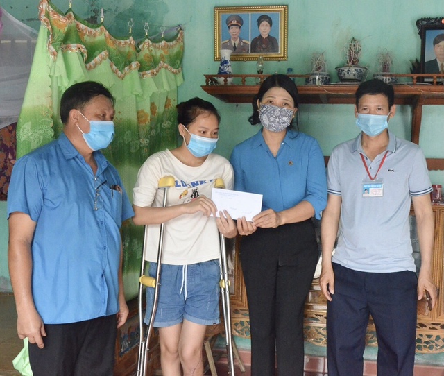 Thái Bình: Động viên, hỗ trợ doanh nghiệp và người lao động phòng chống dịch Covid-19 - Ảnh 1.
