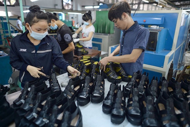Xuất khẩu giày dép sang EU tăng mạnh nhờ EVFTA - Ảnh 2.