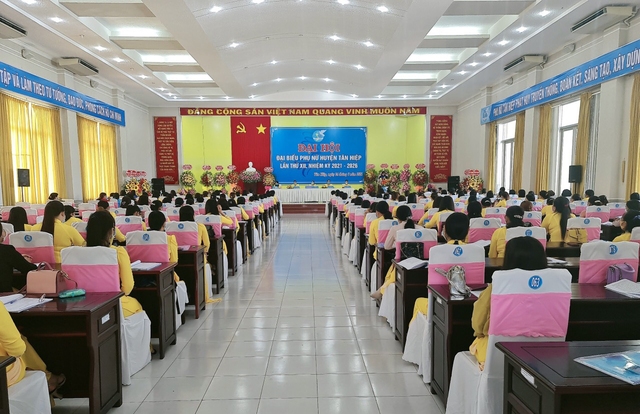Kiên Giang: Đại hội điểm Hội LHPN huyện Tân Hiệp lần thứ XII, nhiệm kỳ 2021 - 2026 - Ảnh 3.