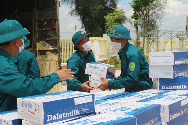 ‘Chiến binh’ góp sức chống dịch tại Bắc Ninh mong cuộc sống bình yên trở lại - Ảnh 3.