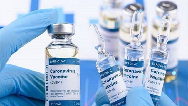 Bộ Y tế phân bổ vắc xin COVID-19 đợt 4, Hà Nội tiếp nhận 20.000 liều - Ảnh 1.