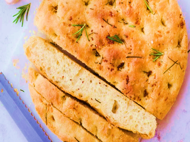 Bánh mì được biến tấu theo từng quốc gia trên thế giới - Ảnh 7.