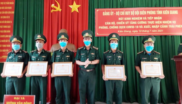 Kiên Giang: Tiếp nhận 40 cán bộ, chiến sĩ BĐBP tỉnh Bình Định vào chống dịch COVID-19 - Ảnh 1.
