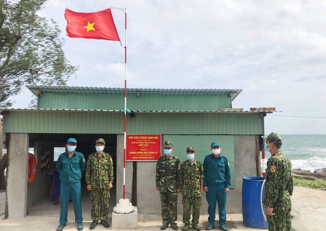 Kiên Giang: Gác tình riêng, chung sức cùng đồng đội chống dịch trên đảo ngọc Phú Quốc - Ảnh 3.