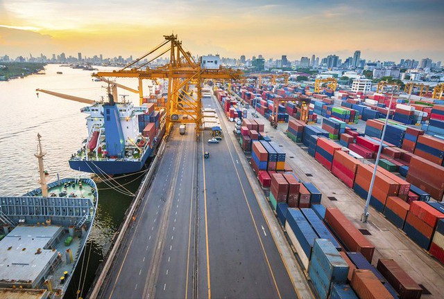 Hàng container qua cảng biển Việt Nam vẫn tăng trưởng hai con số - Ảnh 1.