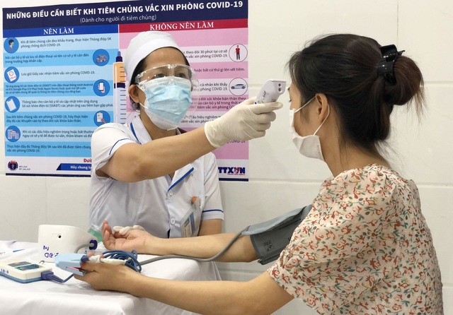 Cần Thơ: Những thai phụ đầu tiên tiêm ngừa vaccine phòng COVID-19 - Ảnh 2.