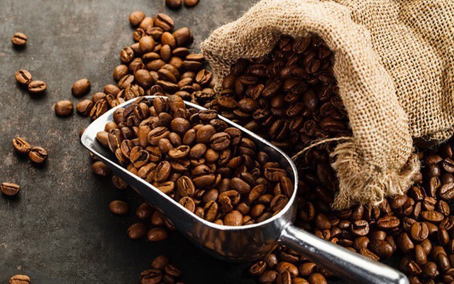 Thị trường nông sản ngày 25/8: Cà phê trong nước tăng mạnh, vượt mốc 39.000 đồng/kg - Ảnh 1.
