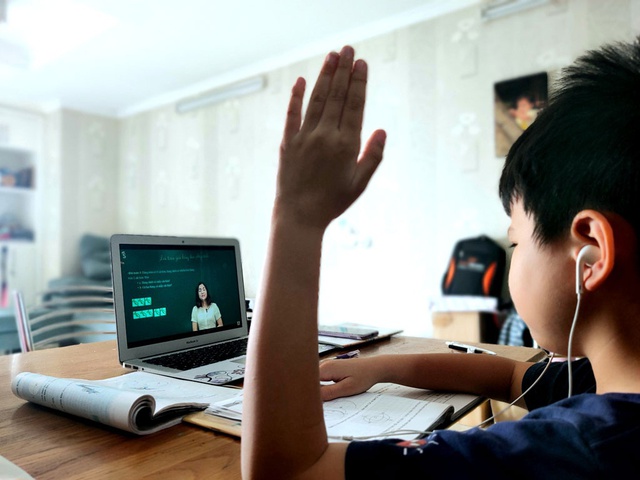 Tây Ninh: Máy tính cũ tiếp bước cho học sinh nghèo đến trường online. - Ảnh 1.