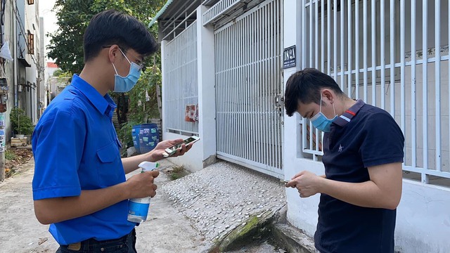 Thanh niên phường Linh Xuân (TP. Thủ Đức): Tiếp tục đồng hành cùng người dân vượt qua mùa dịch - Ảnh 2. Thanh niên phường Linh Xuân (TP. Thủ Đức): Tiếp tục đồng hành cùng người dân vượt qua mùa dịch - Ảnh 2.