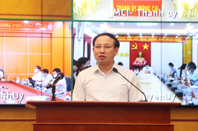 Quảng Ninh: Phấn đấu hoàn thành tiêm vắc xin COVID-19 mũi 2 trong tháng 10/2021 - Ảnh 1.
