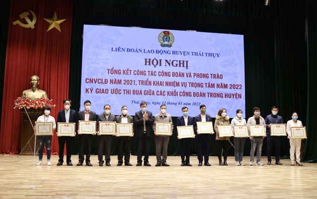 Thái Bình:  Công đoàn huyện Thái Thụy đẩy mạnh công tác phát triển đoàn viên, thành lập CĐCS - Ảnh 2.