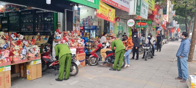 Phường Yên Hòa: Ra quân đảm bảo TTĐT dịp Tết Nguyên đán Nhâm Dần và các Lễ hội Xuân năm 2022 - Ảnh 5.