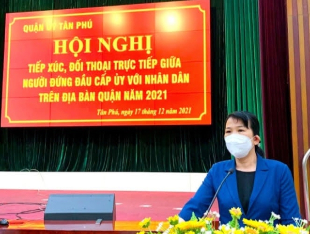 Bí thư Quận ủy Lê Thị Kim Hồng phát biểu tại Hội nghị
