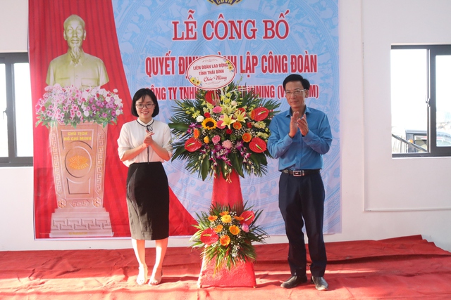 Thái Bình: LĐLĐ huyện Quỳnh Phụ Thành lập hai công đoàn cơ sở mới - Ảnh 1.