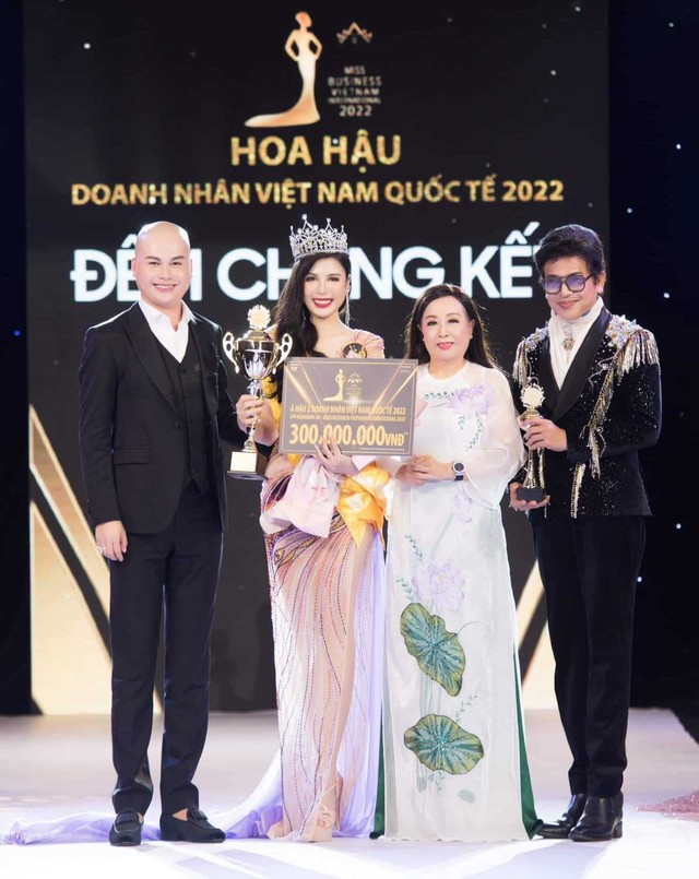 CEO Tâm Thuận Phát Group đoạt danh hiệu Á hậu 2 cuộc thi Hoa hậu Doanh nhân Việt Nam Quốc tế 2022 - Ảnh 1.