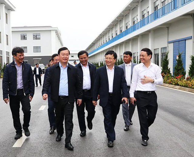 Nghệ An: Chủ tịch UBND tỉnh đi kiểm tra các dự án trên địa bàn huyện Diễn Châu - Ảnh 2.