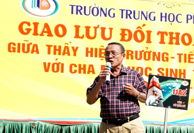 Trường THPT Lê Lợi: Giao lưu đối thoại trực tiếp với cha mẹ học sinh mở ra hướng đi cho tương lai các con - Ảnh 1.